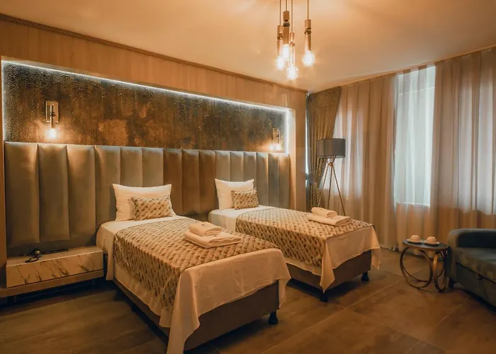 Edrin Goezde Hotel